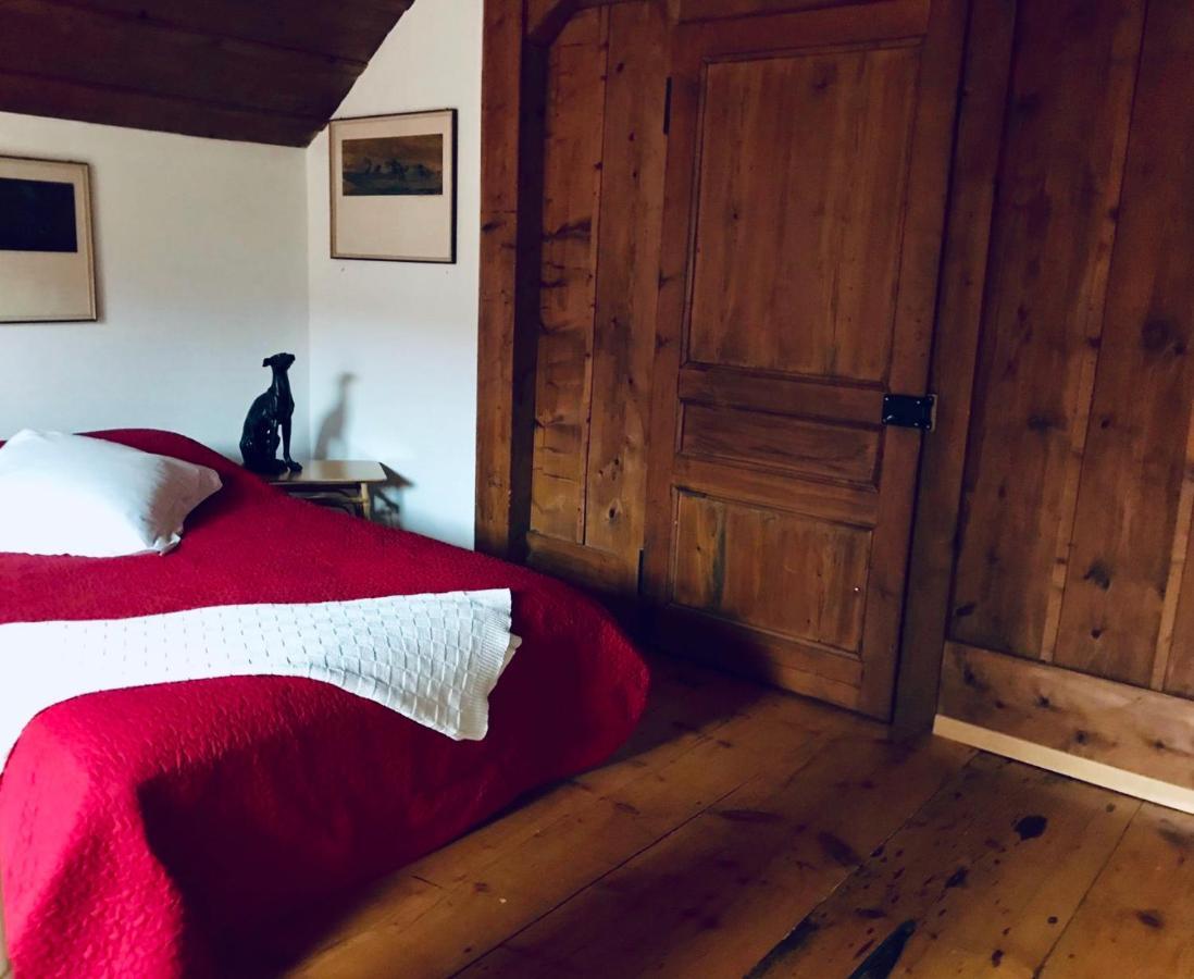 Maison Suchard, Tradition & Elegance In The Jura Couvet Luaran gambar